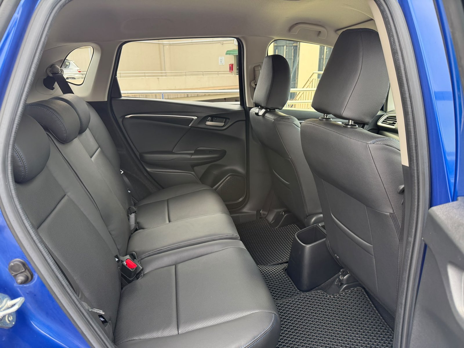Honda Fit 1.3 G F Package photo 8